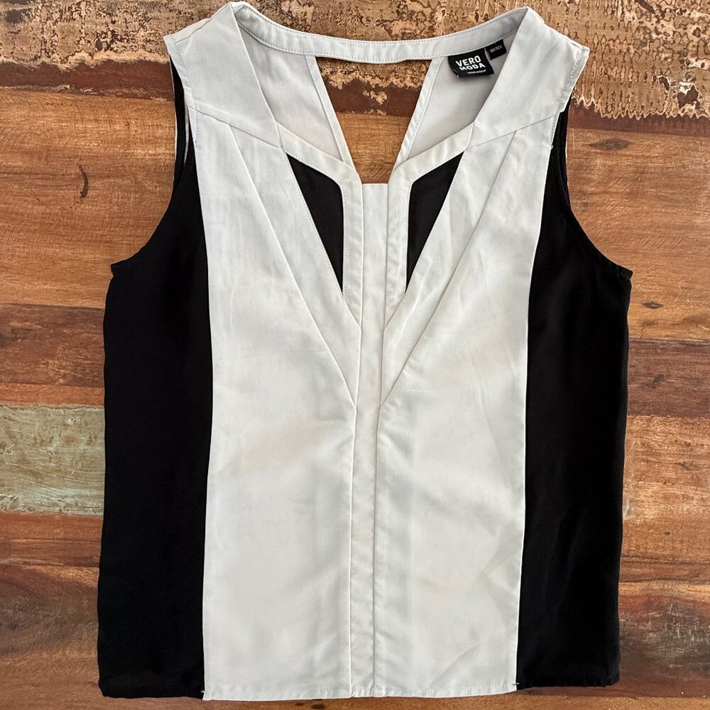 Ver0 Moda Gray Black Color-block Top‎ Size Small